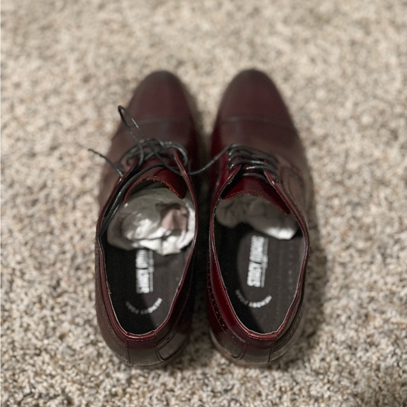 Stacy Adams Burgundy Oxford Shoes - Picture 6 of 15
